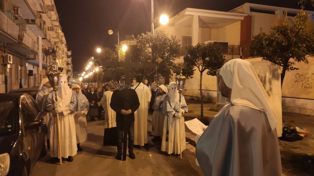 parrocchia san bernardino molfetta - via crucis parrocchiale settimana santa domenica delle palme