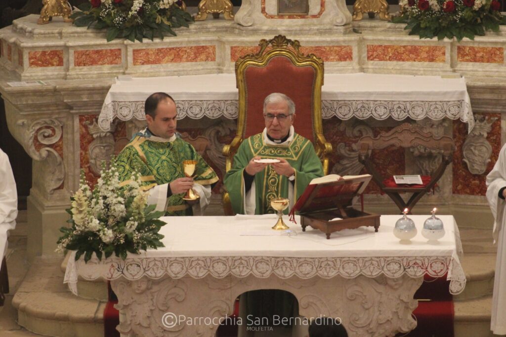 parrocchia san bernardino molfetta - santa messa don Maurizio de Robertis diacono